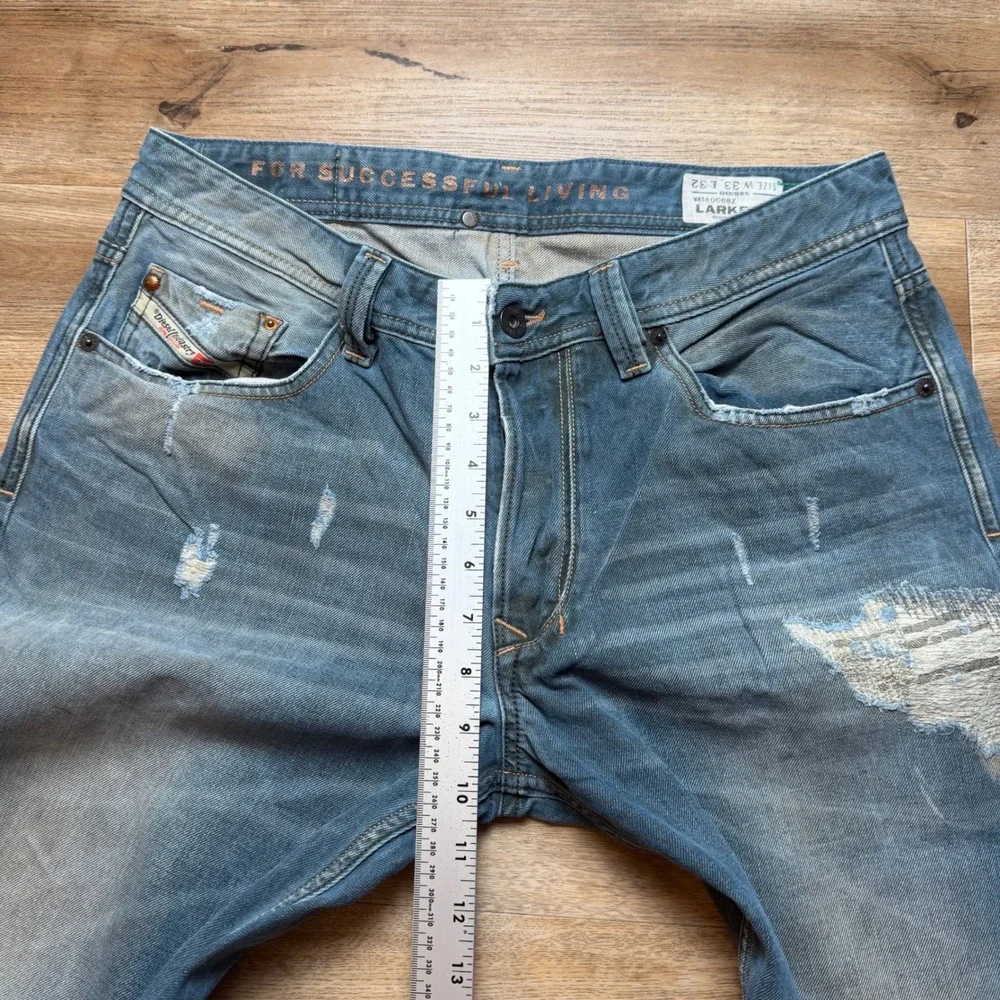 Diesel Larkee-T Jeans Mens 33x32 Blue Tapered Leg Distressed Made in Italy 0068Z